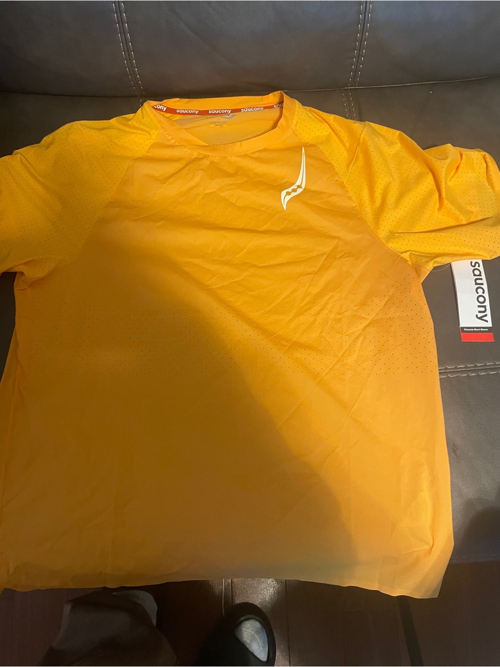 Saucony Men's Bright Orange Short Sleeve Performance Tee